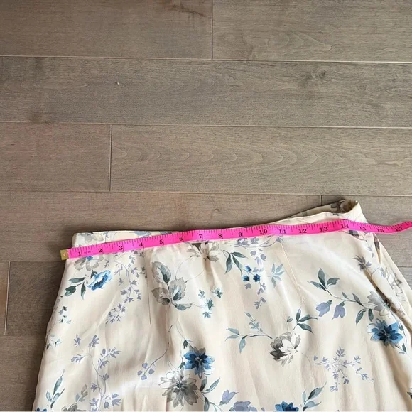 Vintage Talbots Floral Print Maxi Skirt - 100% Silk, lined - Picture 4 of 5